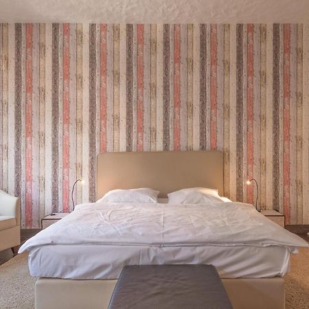 Lodge Am Oxenweg - Zimmer 1 Χούζουμ Εξωτερικό φωτογραφία